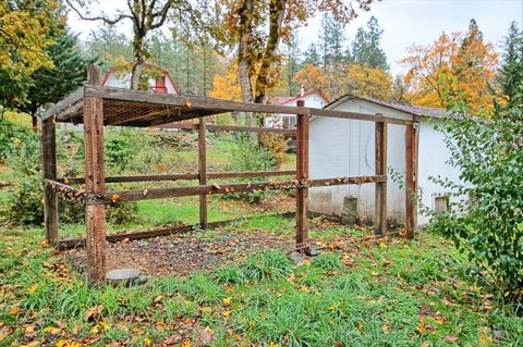 Tiny photo for 5960 Cloverlawn Drive, Grants Pass, OR 97527 (MLS # 220211664)