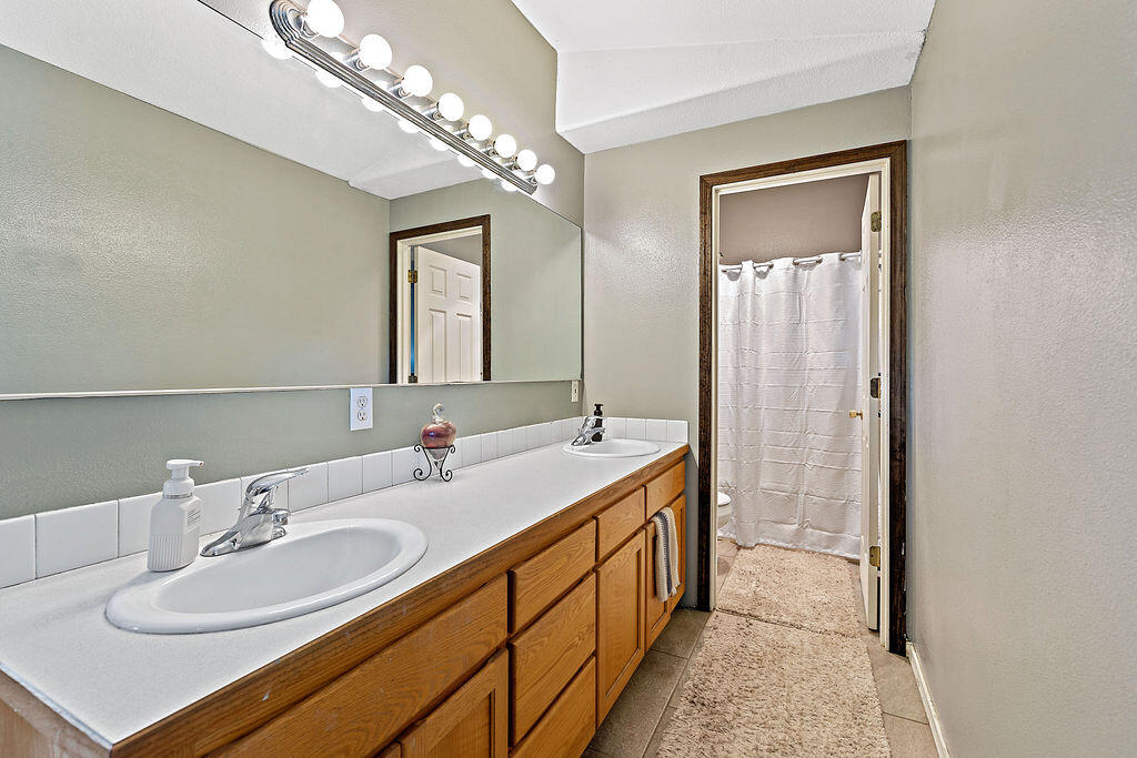 Stoneridge Terrace - Residential