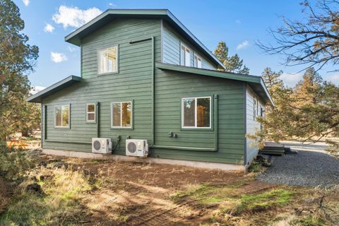 Tiny photo for 15901 SW Frog Court, Terrebonne, OR 97760 (MLS # 220219830)