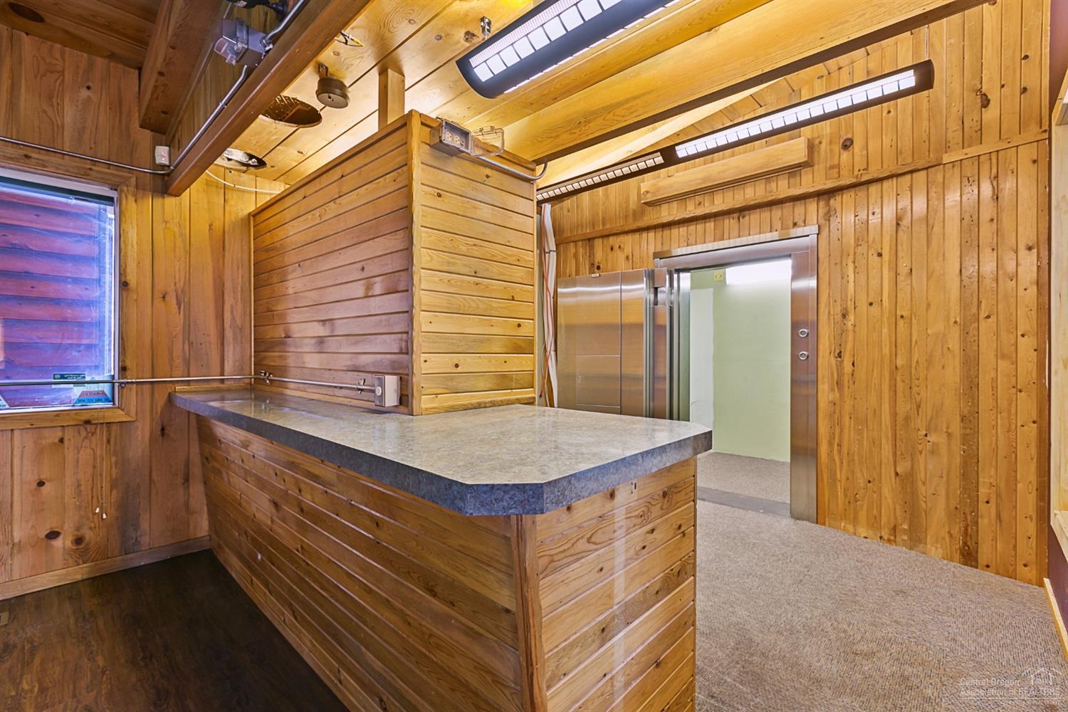 CLAL - Commercial Sale