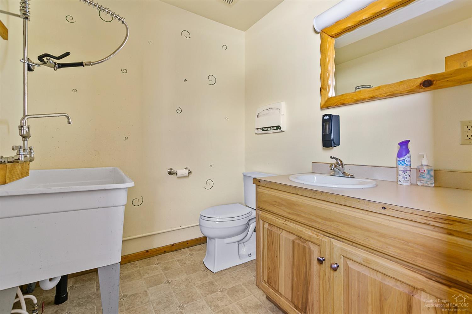 CLAL - Commercial Sale