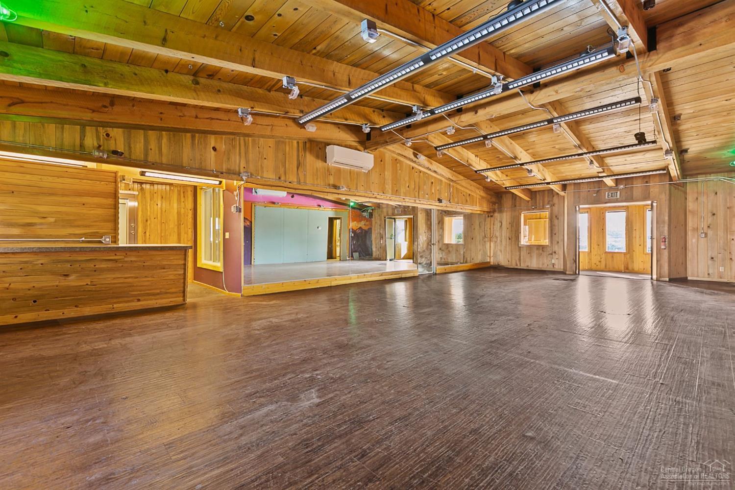 CLAL - Commercial Sale