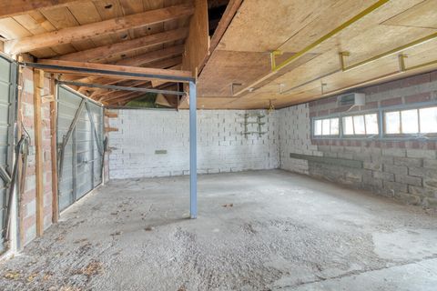 Tiny photo for 954 SW Crestview Road, Prineville, OR 97754 (MLS # 220214225)