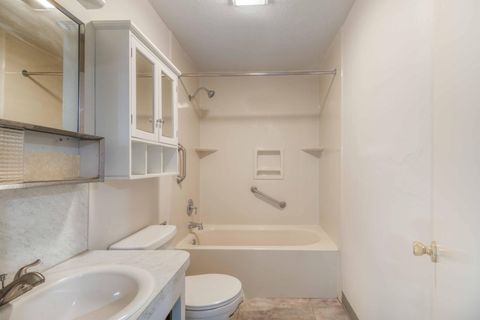 Tiny photo for 954 SW Crestview Road, Prineville, OR 97754 (MLS # 220214225)