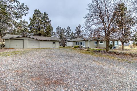 Tiny photo for 954 SW Crestview Road, Prineville, OR 97754 (MLS # 220214225)