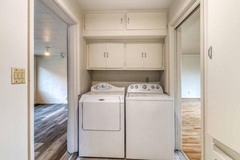 Tiny photo for 954 SW Crestview Road, Prineville, OR 97754 (MLS # 220214225)