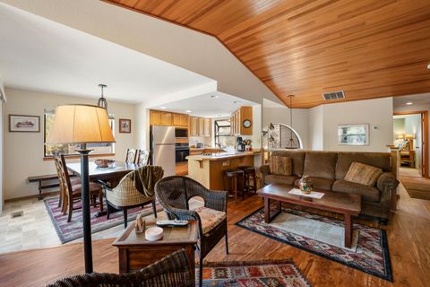 Tiny photo for 17772 W Core Road #19, Sunriver, OR 97707 (MLS # 220217249)