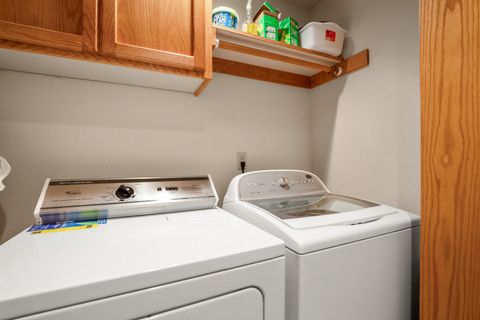 Tiny photo for 17772 W Core Road #19, Sunriver, OR 97707 (MLS # 220217249)