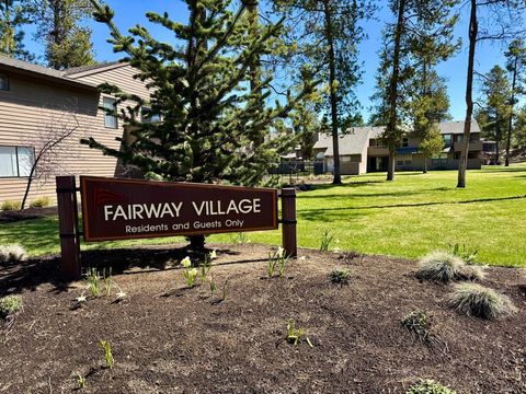 Tiny photo for 17772 W Core Road #19, Sunriver, OR 97707 (MLS # 220217249)