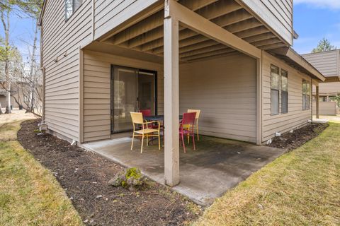 Tiny photo for 17772 W Core Road #19, Sunriver, OR 97707 (MLS # 220217249)