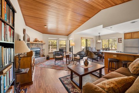 Tiny photo for 17772 W Core Road #19, Sunriver, OR 97707 (MLS # 220217249)