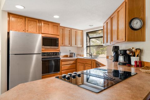 Tiny photo for 17772 W Core Road #19, Sunriver, OR 97707 (MLS # 220217249)