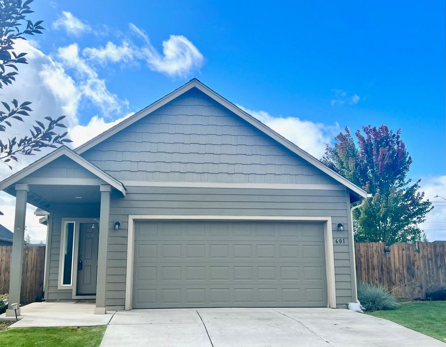 Looking for a cozy home that's both practical and conveniently located? Check out this charming 1201 SF single-level home, consisting of three bedrooms and two bathrooms. Enjoy the perfect balance of comfort and practicality in this well-designed space. This property boasts a coveted corner lot location, providing a nice outdoor space for you to enjoy. Backyard has been professionally landscaped and maintained.