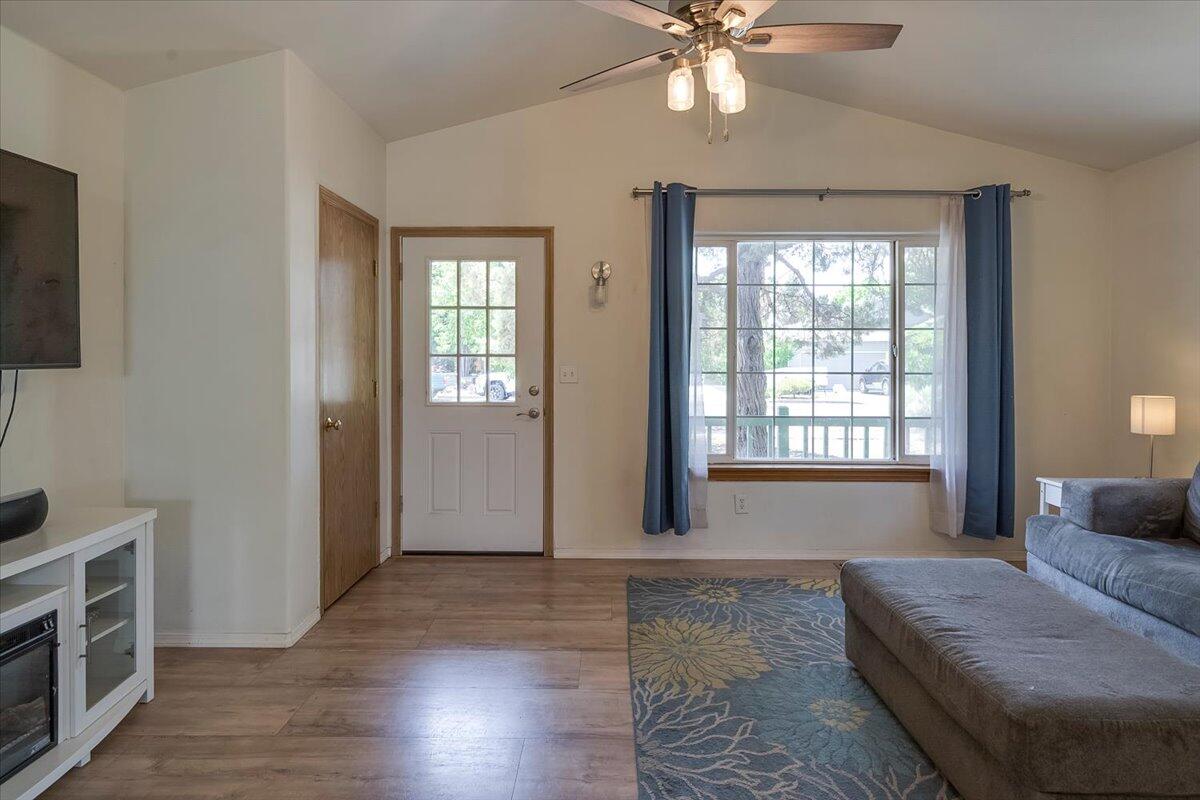 Cascade Peaks - Residential