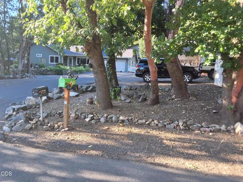 Tiny photo for 1275 4th Avenue #4504, Gold Hill, OR 97525 (MLS # 220224345)