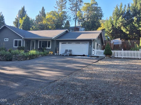 Tiny photo for 1275 4th Avenue #4504, Gold Hill, OR 97525 (MLS # 220224345)