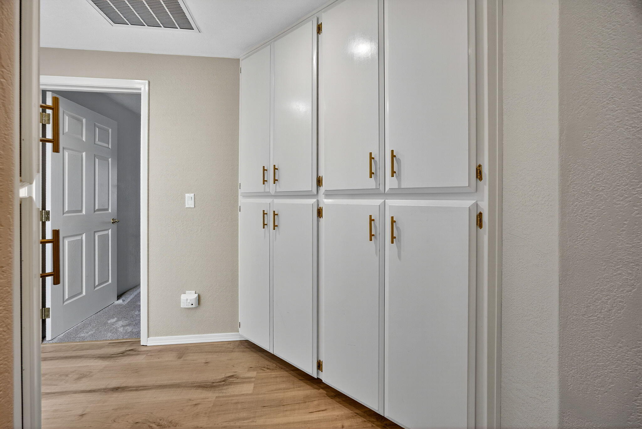 Meadow View Estates Unit No 1 - Residential