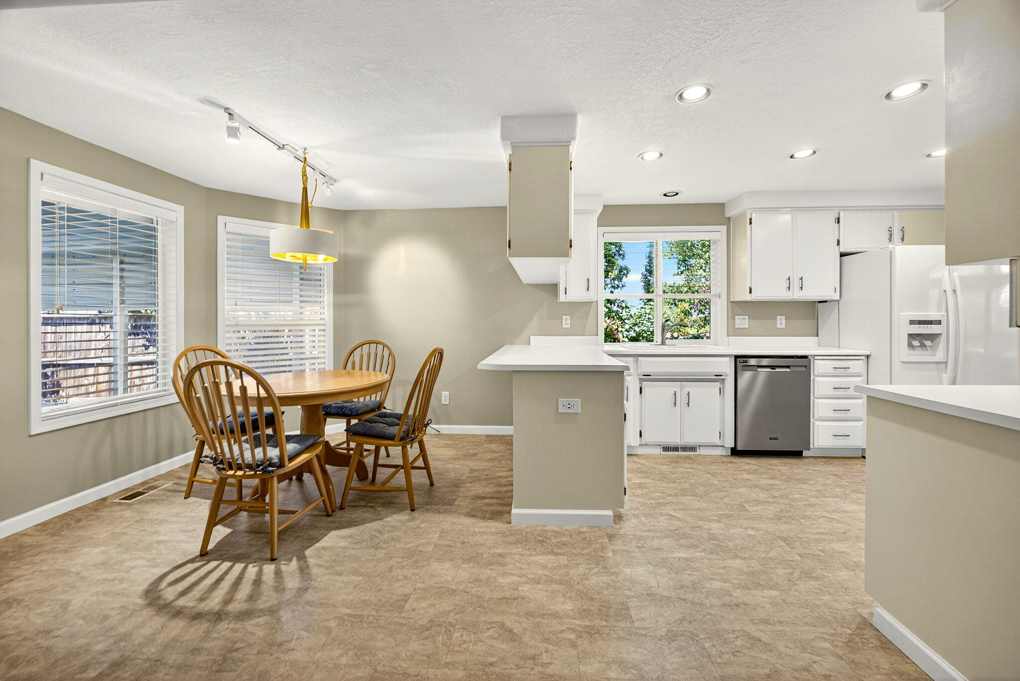 Meadow View Estates Unit No 1 - Residential