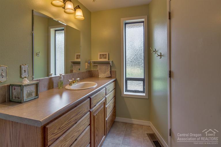 Howells Hilltop - Residential