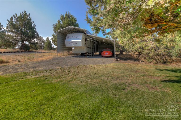 Howells Hilltop - Residential