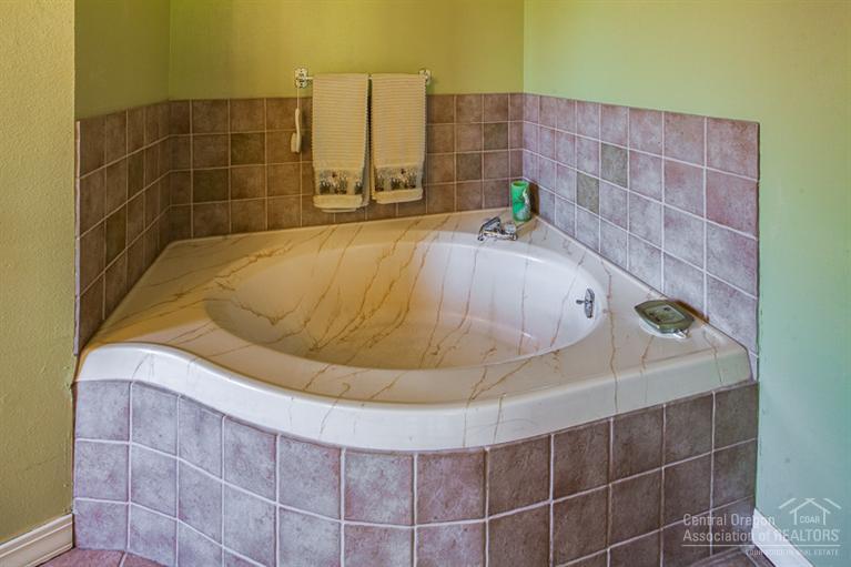 Howells Hilltop - Residential