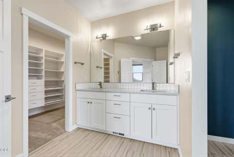Tiny photo for 4496 SW Zenith Avenue, Redmond, OR 97756 (MLS # 220226279)