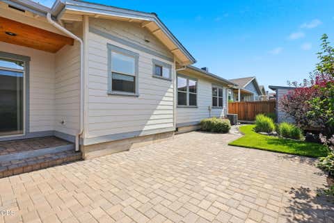Tiny photo for 4496 SW Zenith Avenue, Redmond, OR 97756 (MLS # 220226279)