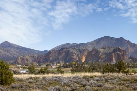 Tiny photo for 580 C Avenue, Terrebonne, OR 97760 (MLS # 220219998)