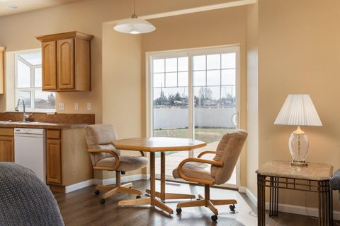 Tiny photo for 580 C Avenue, Terrebonne, OR 97760 (MLS # 220219998)