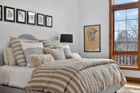 Tiny photo for 65653 Swallows Nest Lane, Bend, OR 97701 (MLS # 220215890)