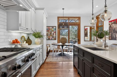 Tiny photo for 65653 Swallows Nest Lane, Bend, OR 97701 (MLS # 220215890)