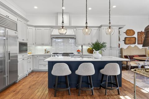 Tiny photo for 65653 Swallows Nest Lane, Bend, OR 97701 (MLS # 220215890)