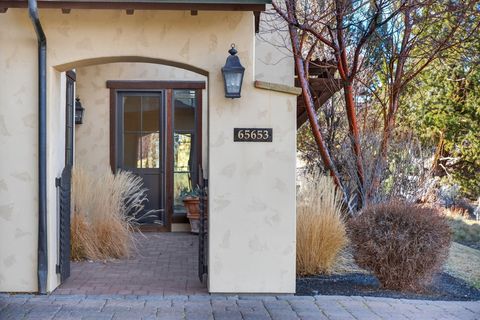 Tiny photo for 65653 Swallows Nest Lane, Bend, OR 97701 (MLS # 220215890)