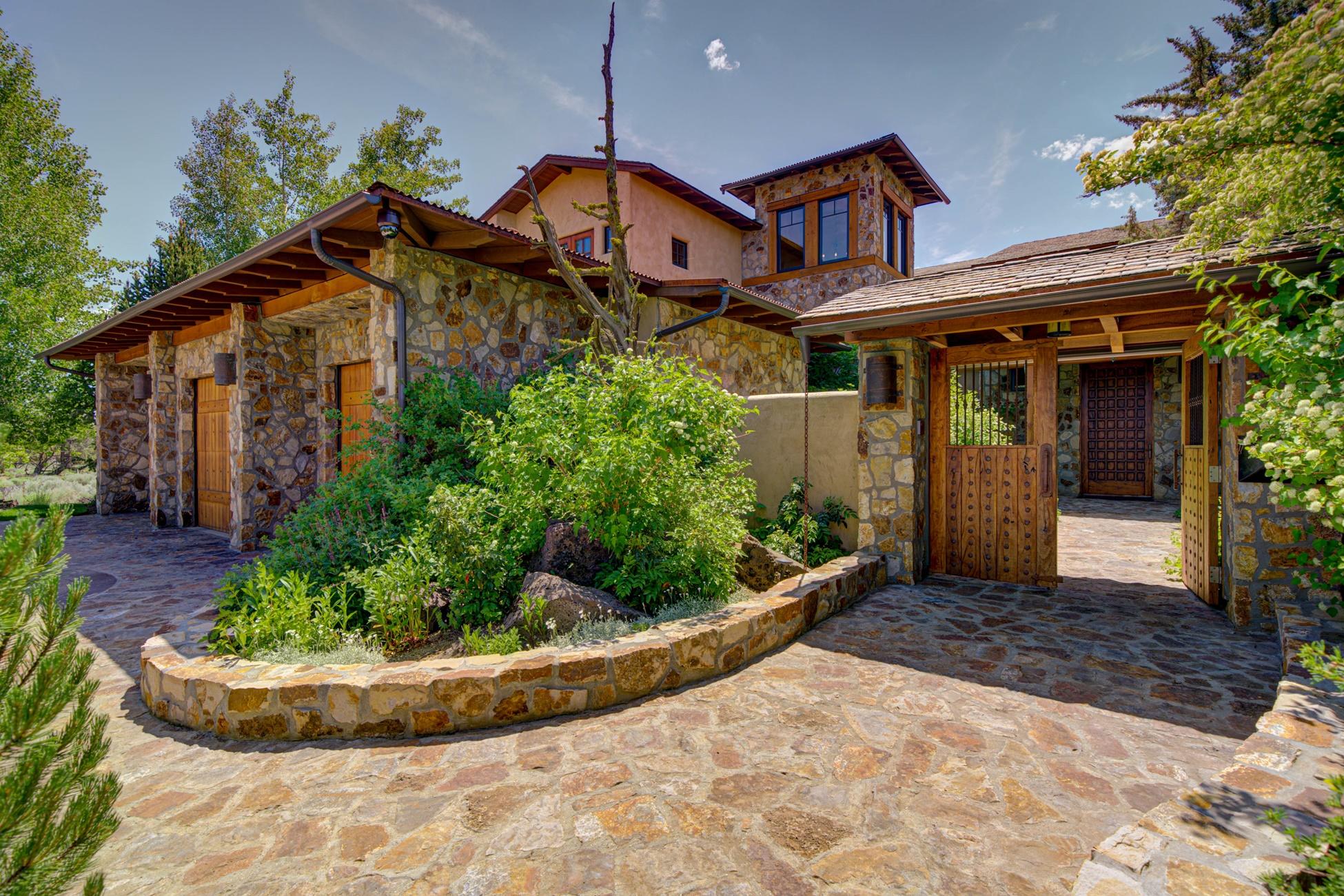 Pronghorn - Residential