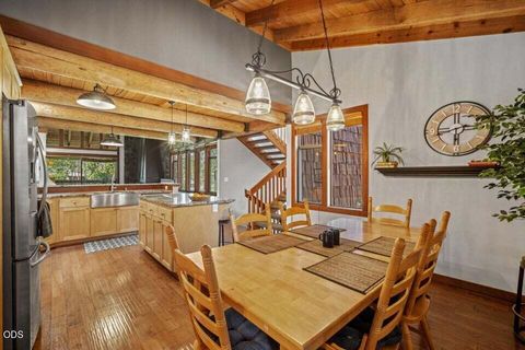 Tiny photo for 57089 Wild Lily Lane #16, Sunriver, OR 97707 (MLS # 220224330)