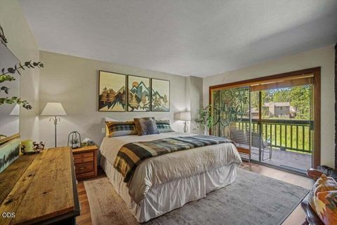 Tiny photo for 57089 Wild Lily Lane #16, Sunriver, OR 97707 (MLS # 220224330)