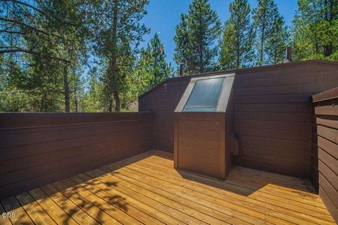 Tiny photo for 57089 Wild Lily Lane #16, Sunriver, OR 97707 (MLS # 220224330)