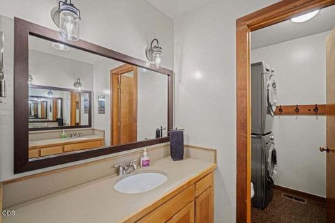 Tiny photo for 57089 Wild Lily Lane #16, Sunriver, OR 97707 (MLS # 220224330)