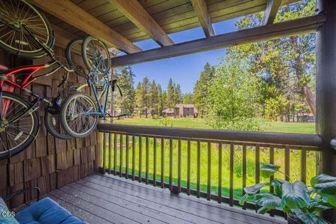 Tiny photo for 57089 Wild Lily Lane #16, Sunriver, OR 97707 (MLS # 220224330)
