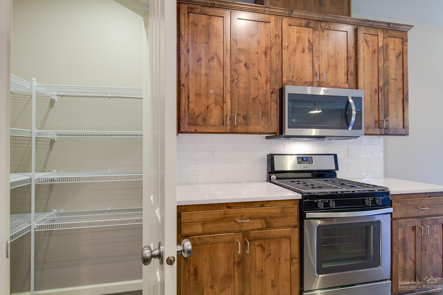 Kian Canyon - Residential