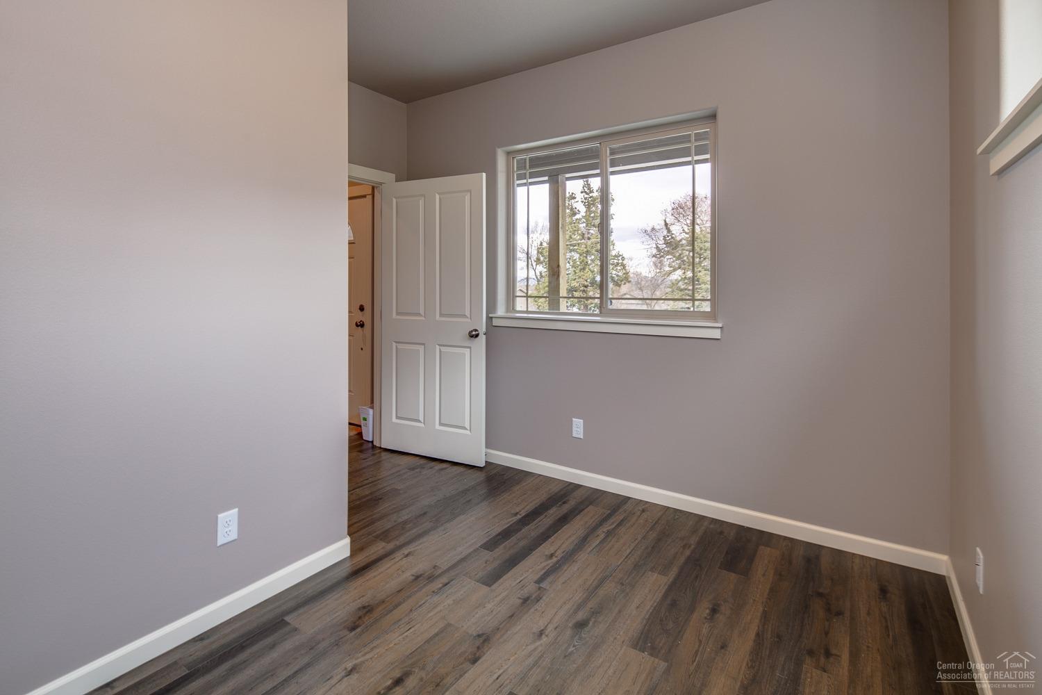 Kian Canyon - Residential