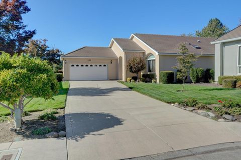 Tiny photo for 602 Summerwood Drive, Medford, OR 97504 (MLS # 220210889)