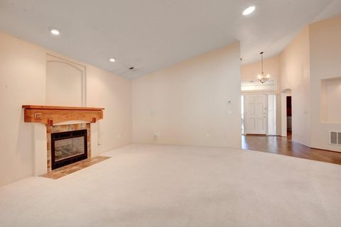 Tiny photo for 602 Summerwood Drive, Medford, OR 97504 (MLS # 220210889)