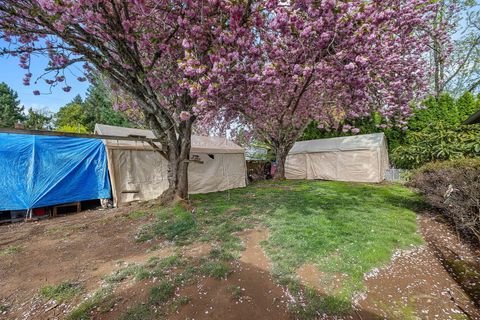 Tiny photo for 230 SW 8th Avenue, Canby, OR 97013 (MLS # 220219249)