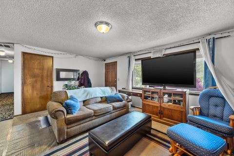 Tiny photo for 230 SW 8th Avenue, Canby, OR 97013 (MLS # 220219249)