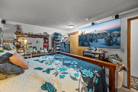 Tiny photo for 230 SW 8th Avenue, Canby, OR 97013 (MLS # 220219249)