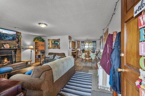 Tiny photo for 230 SW 8th Avenue, Canby, OR 97013 (MLS # 220219249)