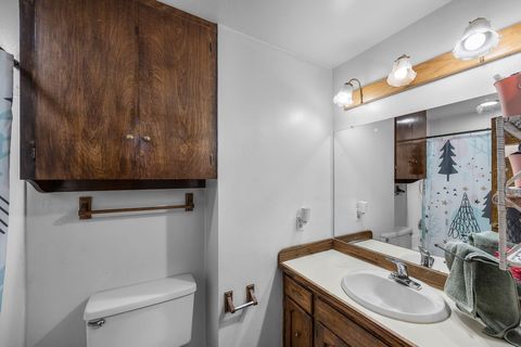 Tiny photo for 230 SW 8th Avenue, Canby, OR 97013 (MLS # 220219249)