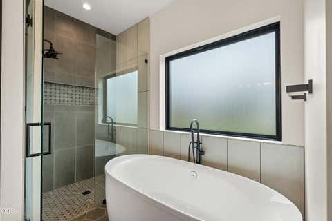 Tiny photo for 961 Arrowhead Trail, Eagle Point, OR 97524 (MLS # 220224806)