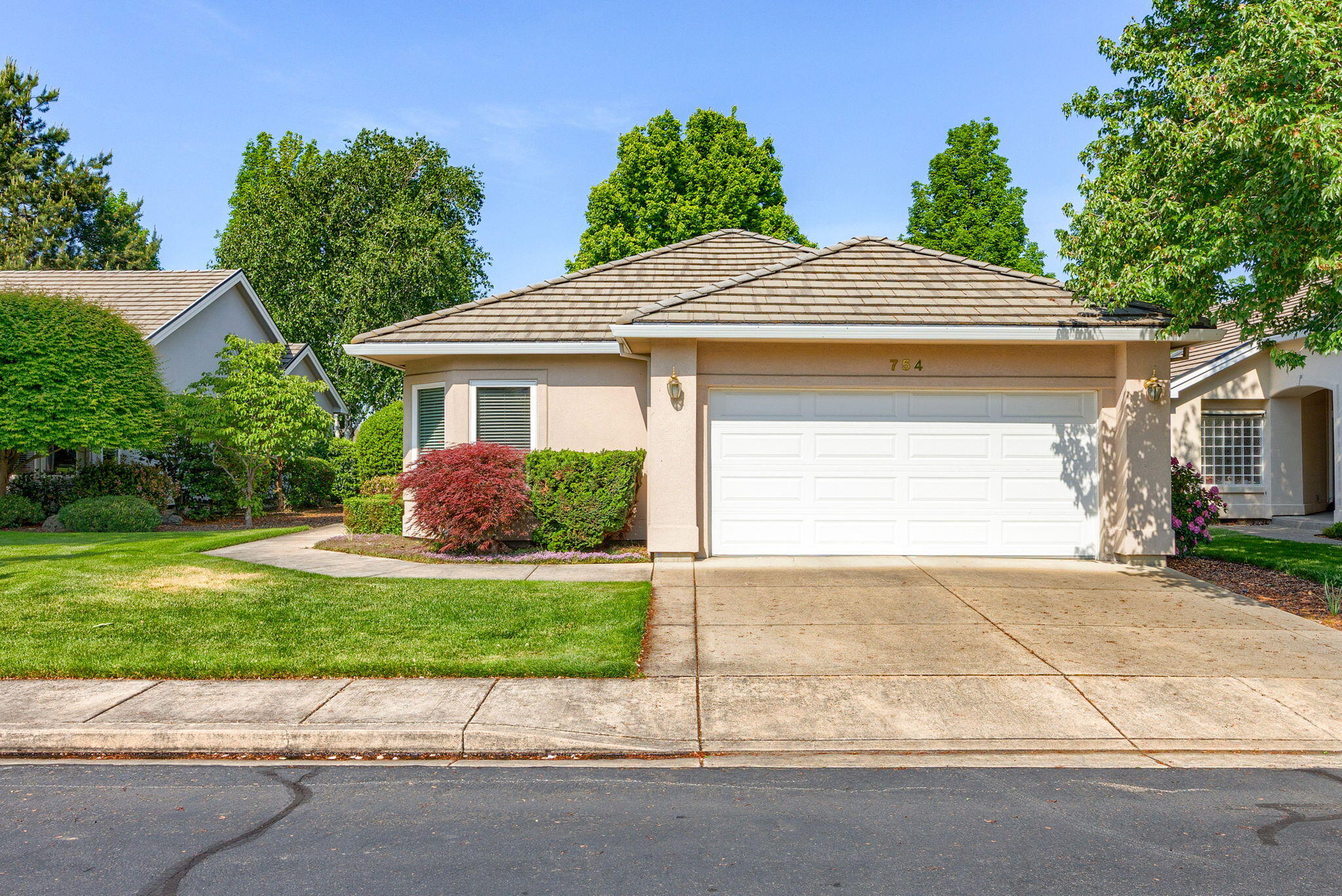 754 Fernwood Drive